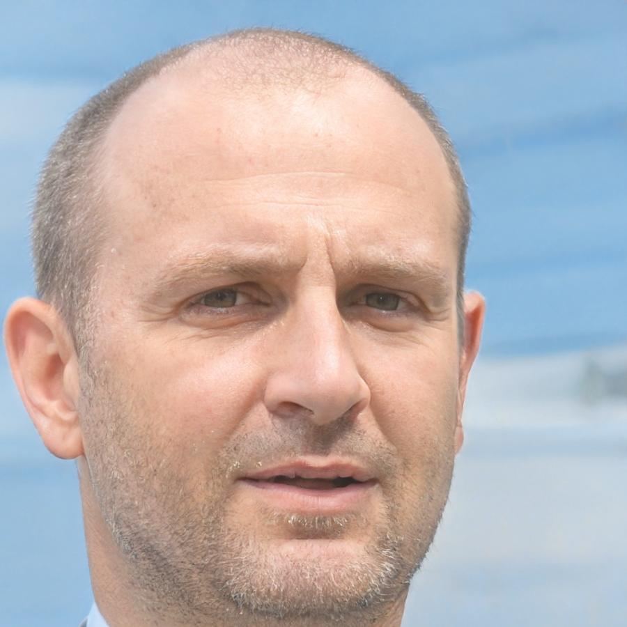 Finanzexperte Dr. Schmidt